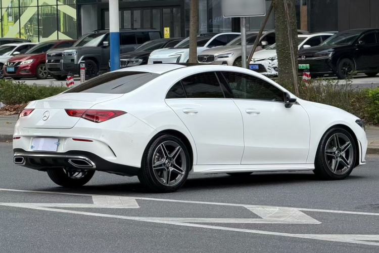 Used Mercedes-Benz CLA 2022-Year Updated CLA 200 Exterior 4
