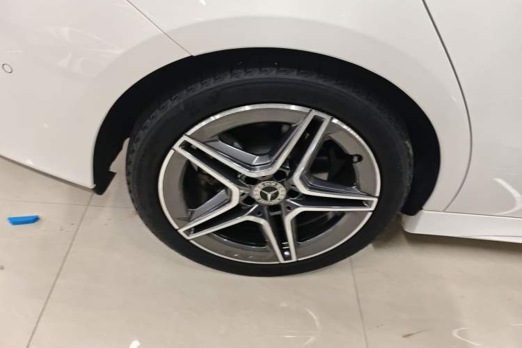 Used Mercedes-Benz CLA 2022 CLA 200 Shooting Brake Exterior 5