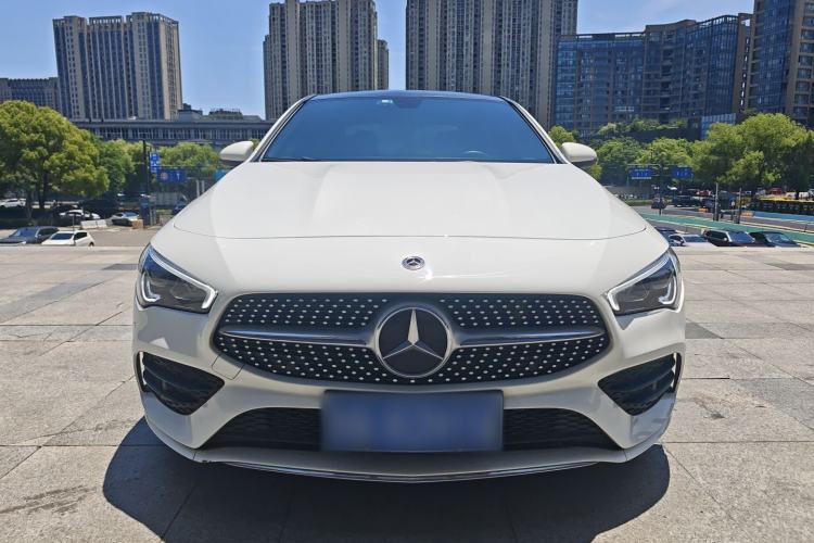 Used Mercedes-Benz CLA 2022-Year Updated CLA 200 Front