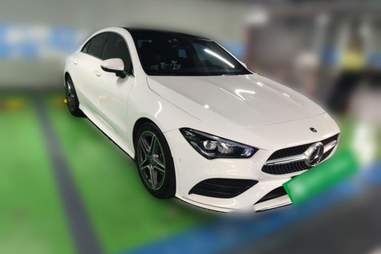 Used Mercedes-Benz CLA 2022-Year Updated CLA 200 Front Right 45 Deg