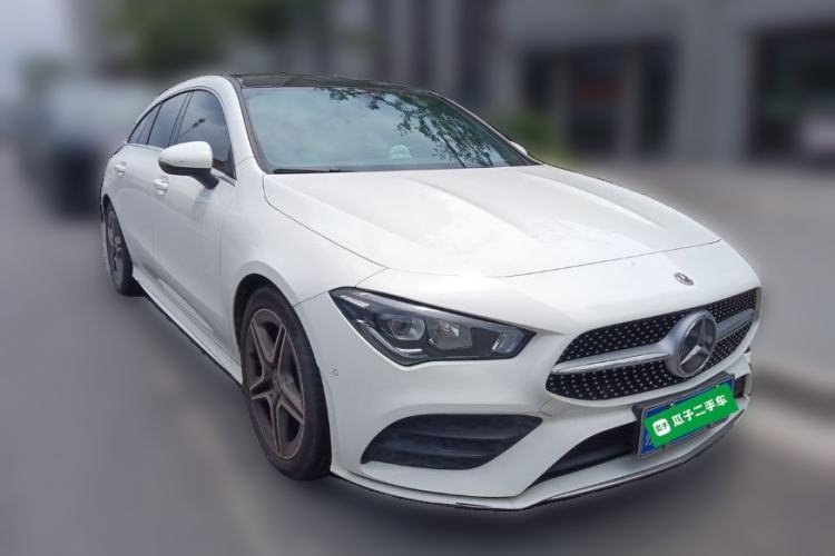 Used Mercedes-Benz CLA 2022 CLA 200 Shooting Brake Front Right 45 Deg