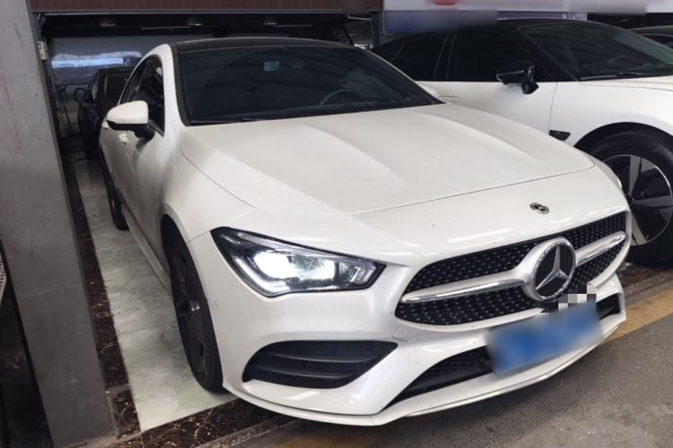 Used Mercedes-Benz CLA 2022-Year Updated CLA 200 Front Right 45 Deg