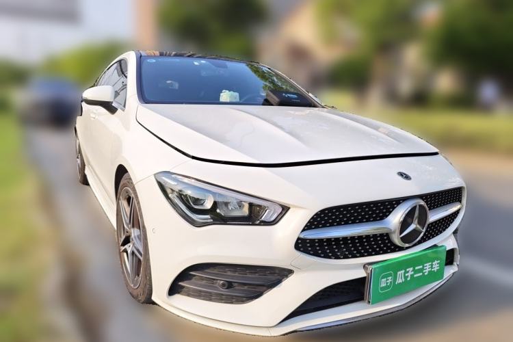 Used Mercedes-Benz CLA 2022 Refreshed CLA 200 Shooting Brake Front Right 45 Deg