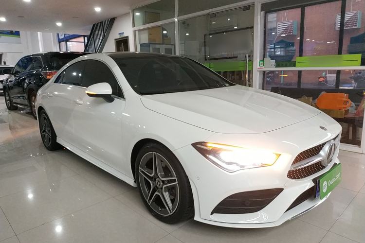 Used Mercedes-Benz CLA 2022-Year Updated CLA 200 Front Right 45 Deg