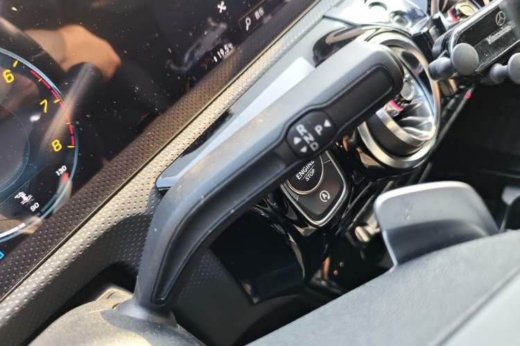 Used Mercedes-Benz CLA 2022 Refreshed CLA 200 Shooting Brake Gear Lever