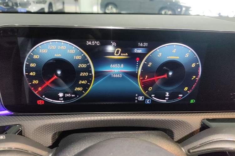 Used Mercedes-Benz CLA 2022-Year Updated CLA 200 Instrument Cluster