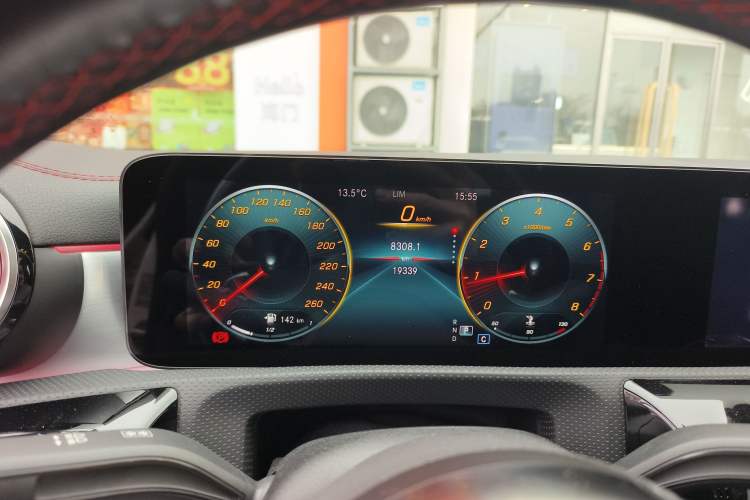 Used Mercedes-Benz CLA 2022 Refreshed CLA 200 4MATIC Instrument Cluster