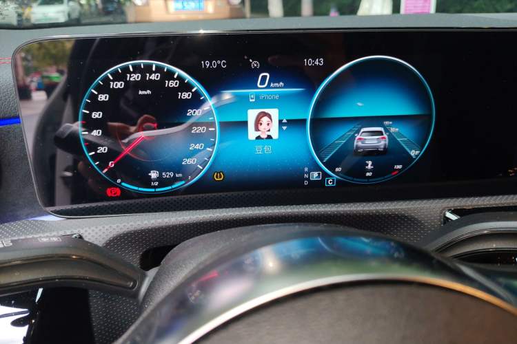 Used Mercedes-Benz CLA 2022 Refreshed CLA 200 Shooting Brake Instrument Cluster