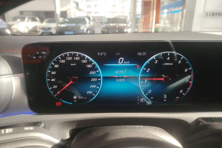 Used Mercedes-Benz CLA 2022-Year Updated CLA 200 Instrument Cluster
