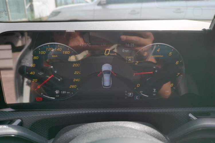 Used Mercedes-Benz CLA 2022 Refreshed CLA 200 Shooting Brake Instrument Cluster