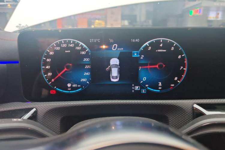 Used Mercedes-Benz CLA 2022-Year Updated CLA 200 Instrument Cluster