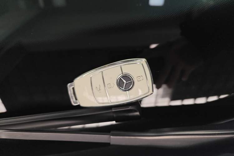 Used Mercedes-Benz CLA 2022 Refreshed CLA 200 Shooting Brake Interior 1