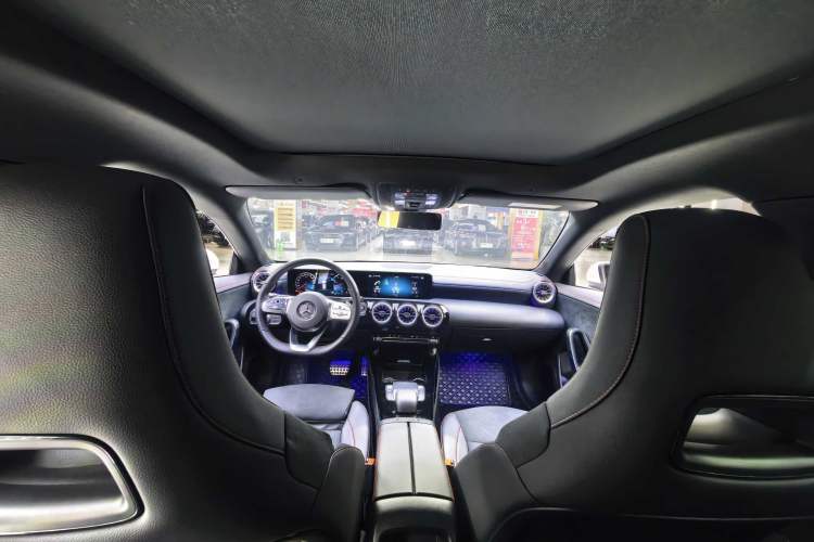 Used Mercedes-Benz CLA 2022 Refreshed CLA 200 Shooting Brake Interior 6
