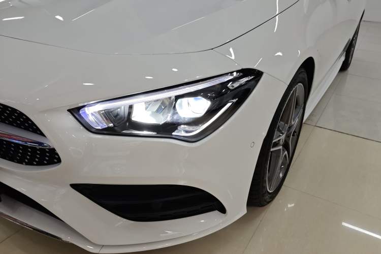 Used Mercedes-Benz CLA 2022 Refreshed CLA 200 Shooting Brake Left Front Headlight