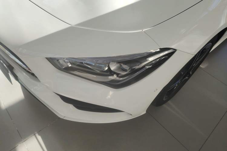 Used Mercedes-Benz CLA 2022-Year Updated CLA 200 Left Front Headlight