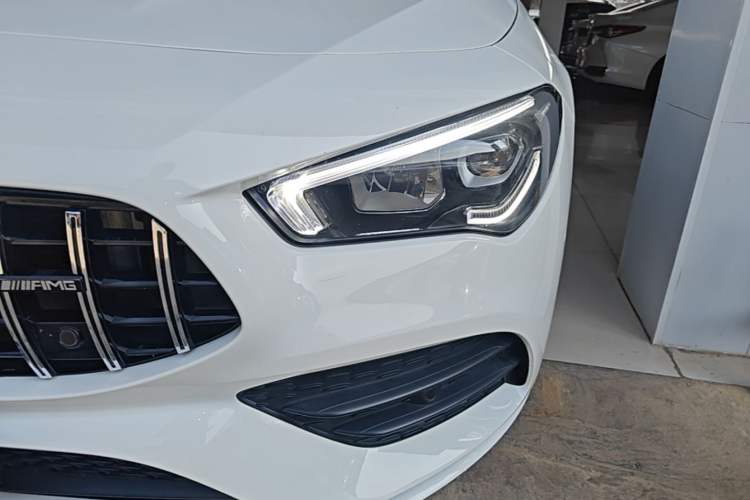 Used Mercedes-Benz CLA 2022-Year Updated CLA 200 Left Front Headlight