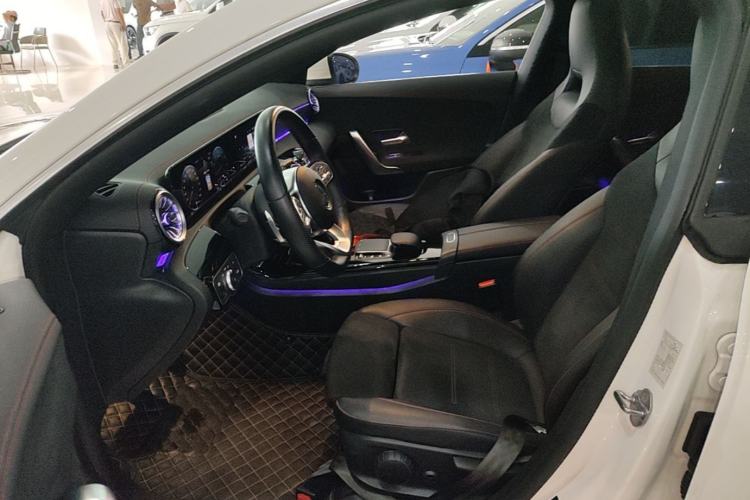 Used Mercedes-Benz CLA 2022-Year Updated CLA 200 Left Front Seat