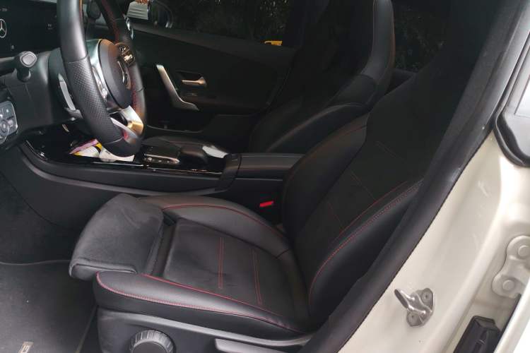 Used Mercedes-Benz CLA 2022 Refreshed CLA 200 Shooting Brake Left Front Seat
