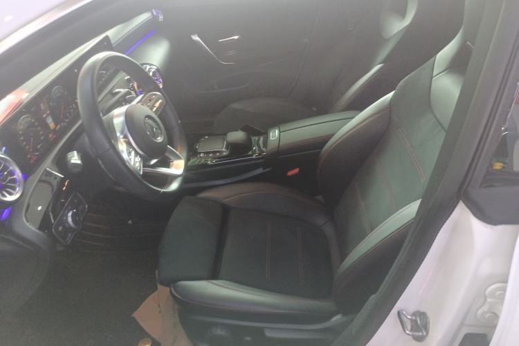 Used Mercedes-Benz CLA 2022-Year Updated CLA 200 Left Front Seat