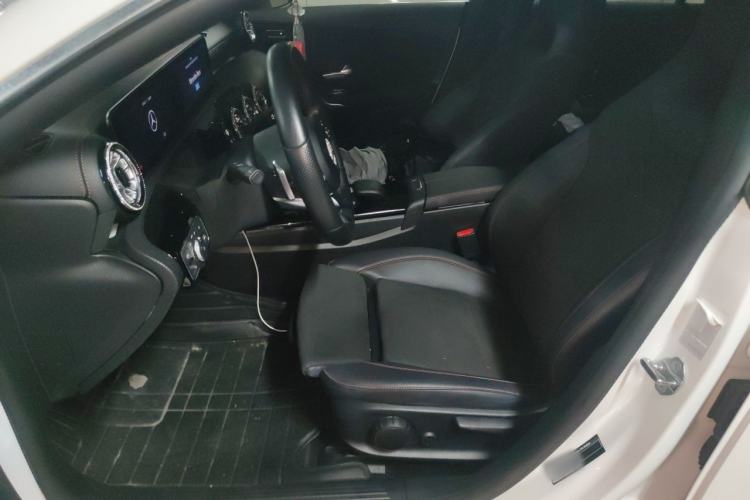 Used Mercedes-Benz CLA 2022-Year Updated CLA 200 Left Front Seat