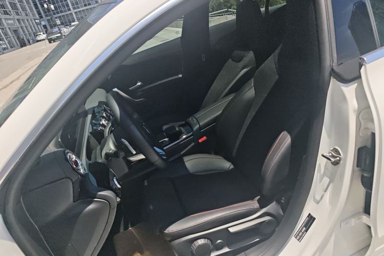Used Mercedes-Benz CLA 2022-Year Updated CLA 200 Left Front Seat
