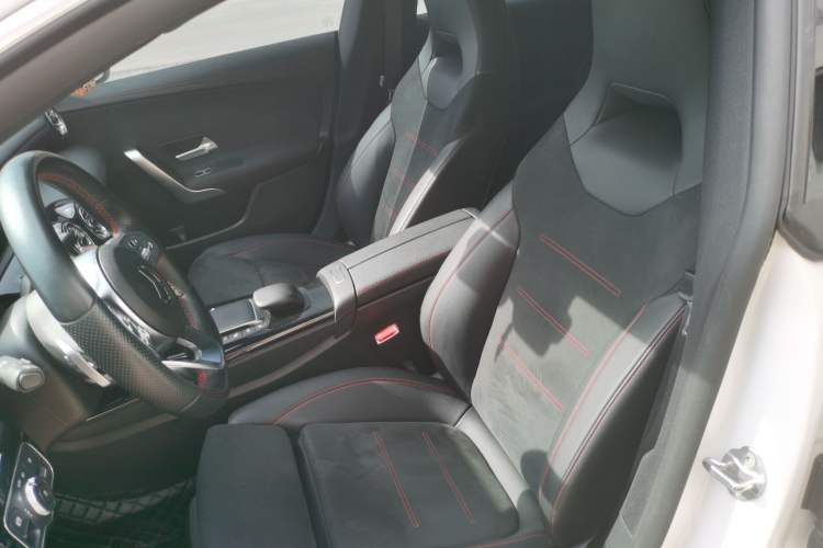 Used Mercedes-Benz CLA 2022 Refreshed CLA 200 Shooting Brake Left Front Seat