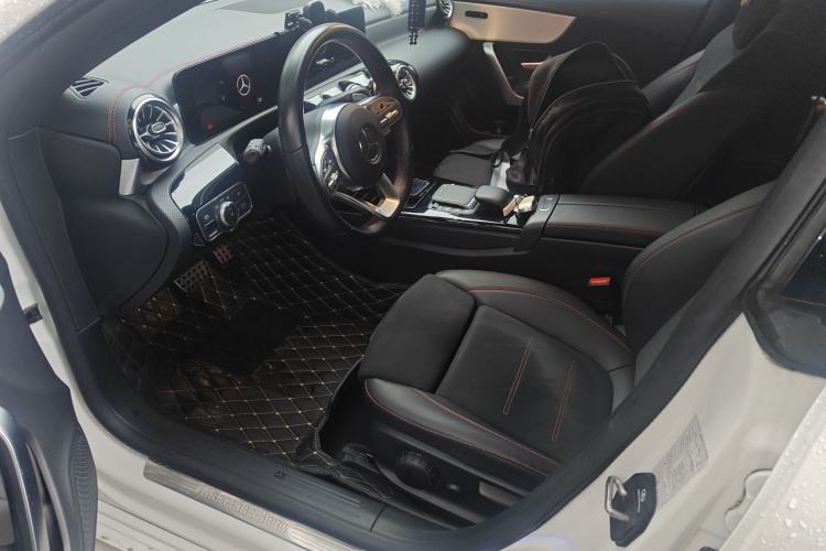 Used Mercedes-Benz CLA 2022 Refreshed CLA 200 4MATIC Left Front Seat