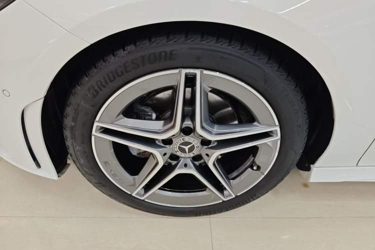Used Mercedes-Benz CLA 2022 Refreshed CLA 200 Shooting Brake Left Front Wheel Hub