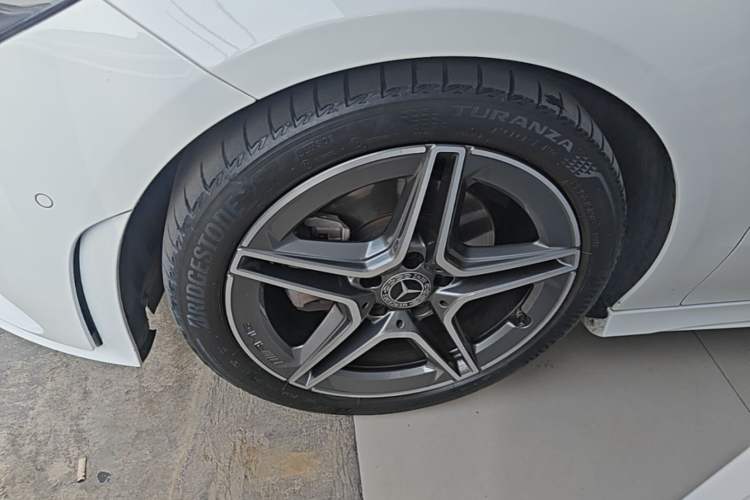 Used Mercedes-Benz CLA 2022-Year Updated CLA 200 Left Front Wheel Hub