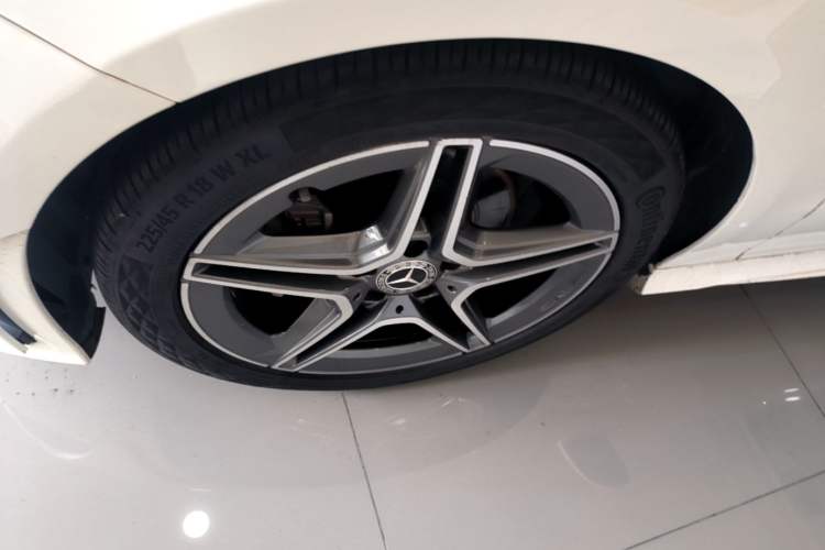 Used Mercedes-Benz CLA 2022-Year Updated CLA 200 Left Front Wheel Hub