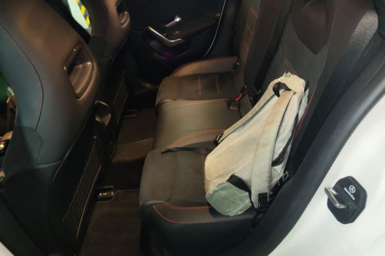 Used Mercedes-Benz CLA 2022-Year Updated CLA 200 Left Rear Seat