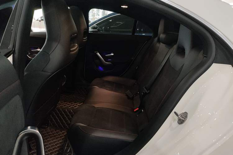 Used Mercedes-Benz CLA 2022-Year Updated CLA 200 Left Rear Seat