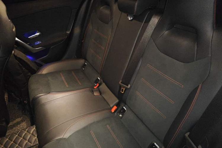 Used Mercedes-Benz CLA 2022-Year Updated CLA 200 Left Rear Seat
