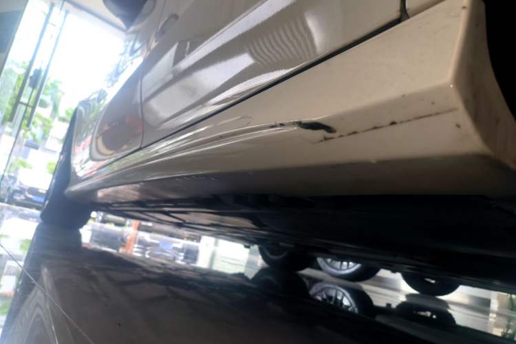 Used Mercedes-Benz CLA 2022-Year Updated CLA 200 Left Side Sill