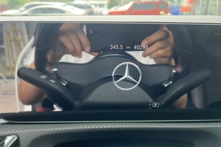 Used Mercedes-Benz CLA 2022-Year Updated CLA 200 Odometer Close Up
