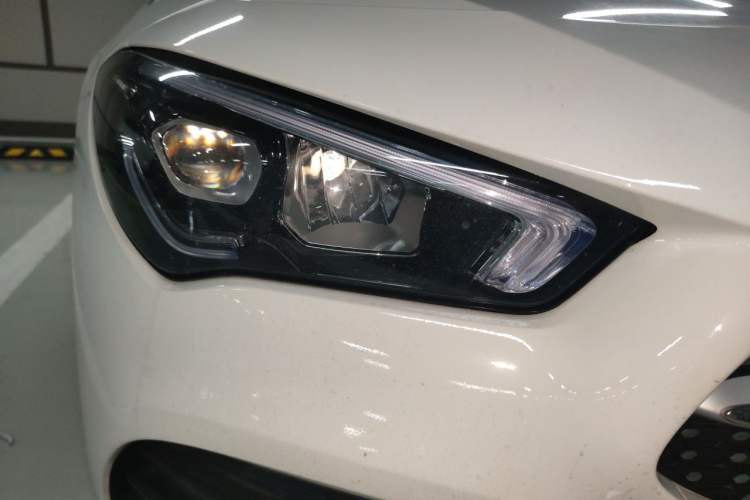Used Mercedes-Benz CLA 2022-Year Updated CLA 200 Right Front Headlight