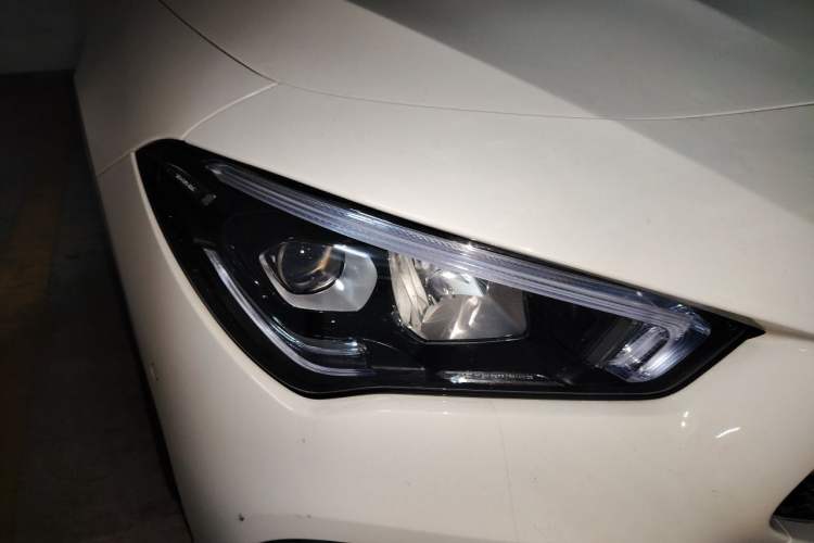 Used Mercedes-Benz CLA 2022-Year Updated CLA 200 Right Front Headlight