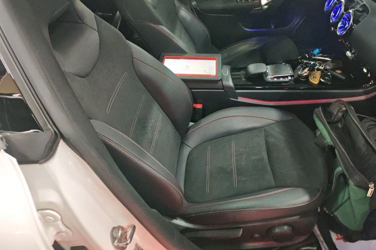 Used Mercedes-Benz CLA 2022 CLA 200 Shooting Brake Right Front Seat