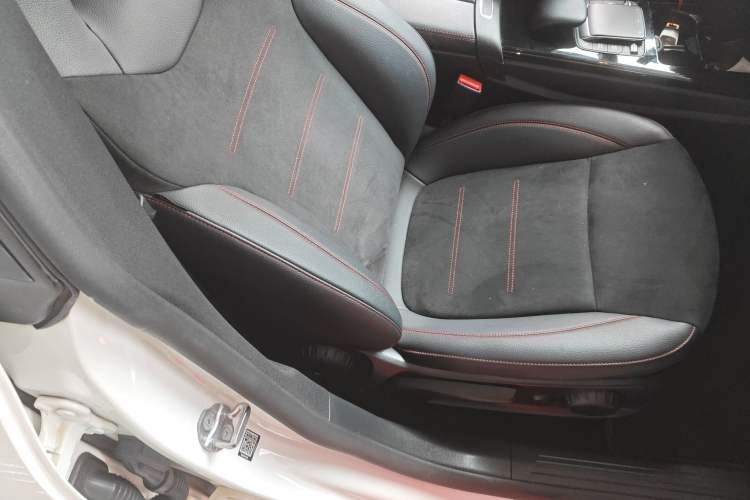 Used Mercedes-Benz CLA 2022 CLA 200 Right Front Seat