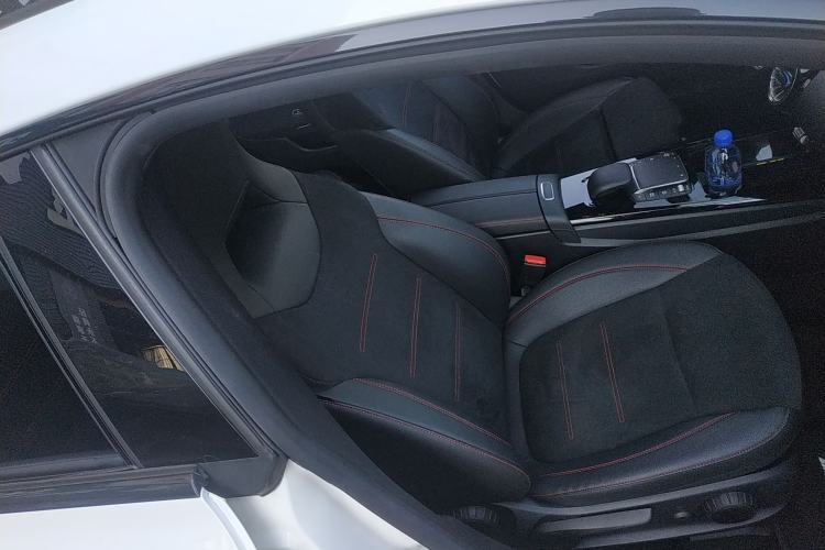 Used Mercedes-Benz CLA 2022 Refreshed CLA 200 Shooting Brake Right Front Seat