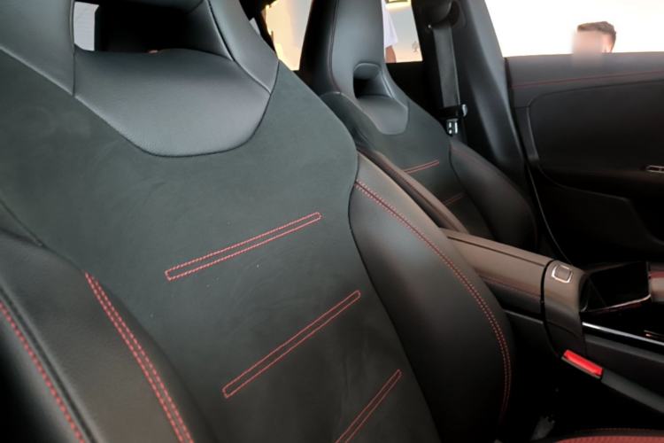 Used Mercedes-Benz CLA 2022-Year Updated CLA 200 Right Front Seat