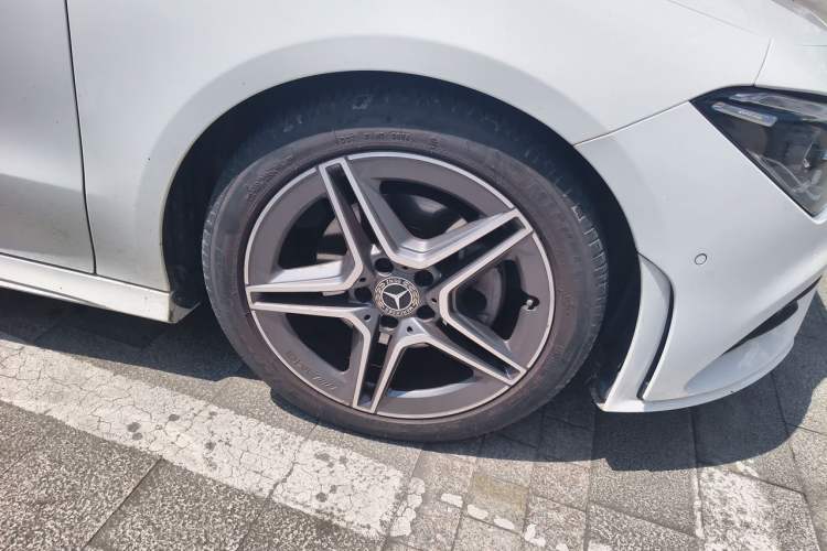 Used Mercedes-Benz CLA 2022 CLA 200 Right Front Wheel Hub