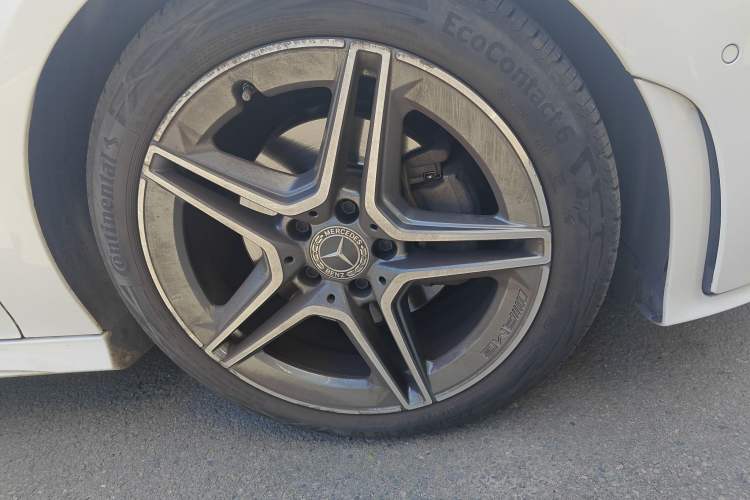 Used Mercedes-Benz CLA 2022 CLA 200 Right Front Wheel Hub