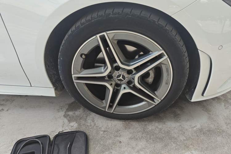 Used Mercedes-Benz CLA 2022 CLA 200 Right Front Wheel Hub