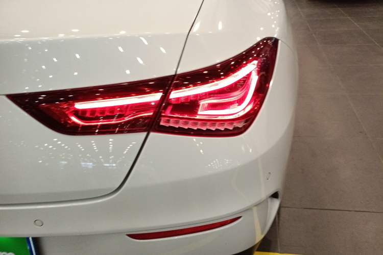 Used Mercedes-Benz CLA 2022-Year Updated CLA 200 Right Rear Taillight