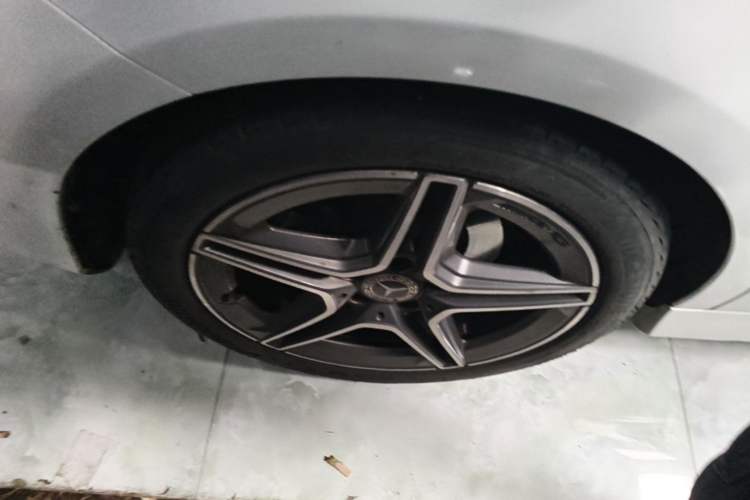 Used Mercedes-Benz CLA 2022-Year Updated CLA 200 Right Rear Wheel Hub