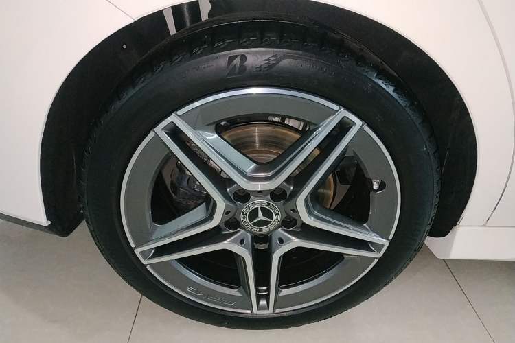Used Mercedes-Benz CLA 2022-Year Updated CLA 200 Right Rear Wheel Hub