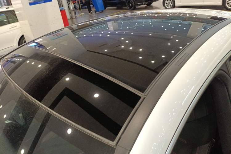 Used Mercedes-Benz CLA 2022-Year Updated CLA 200 Roof