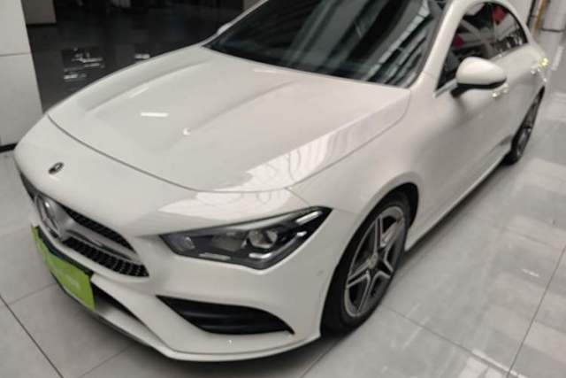 Mercedes-Benz CLA 2022-Year Updated CLA 200 usado