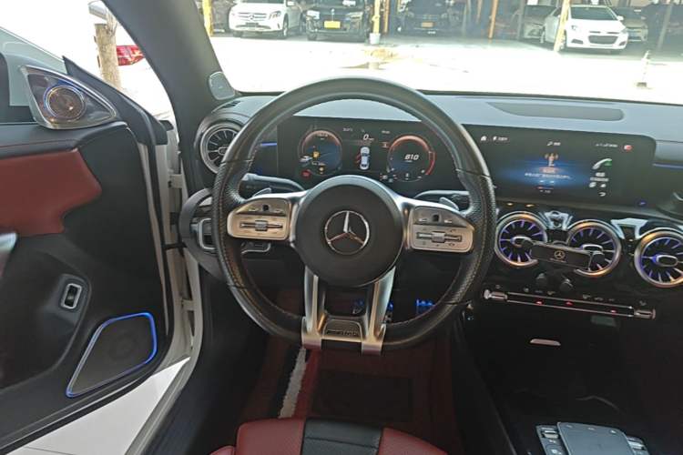 Used Mercedes-Benz CLA 2022-Year Updated CLA 200 Steering Wheel